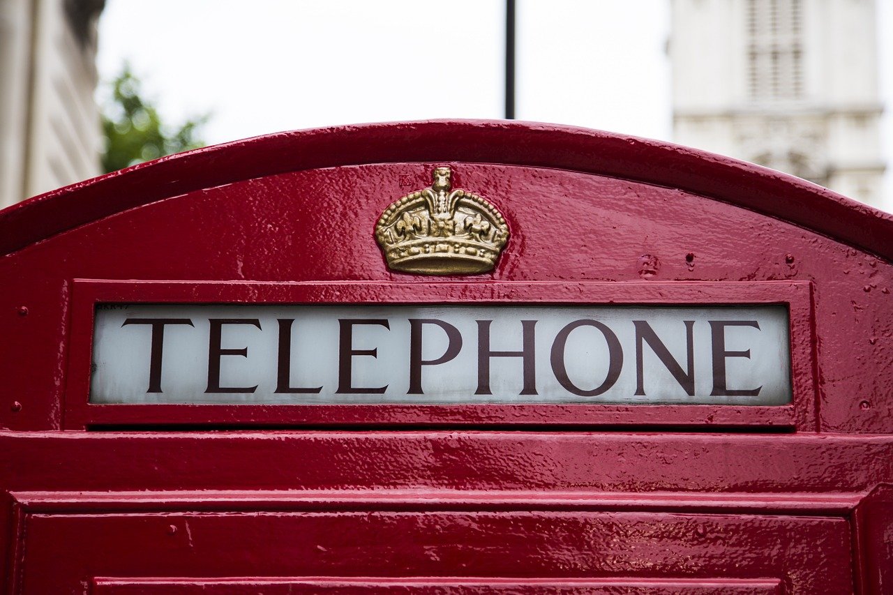 phone-booth-203492_1280